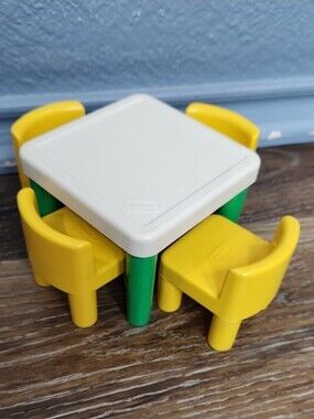 Vintage Little Tikes Table & 4 Chairs Set Green Yellow